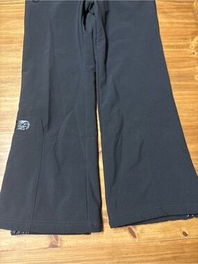 Boulder Gear woman’s black ski pants